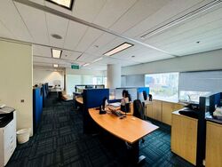Gateway East (D7), Office #577436091